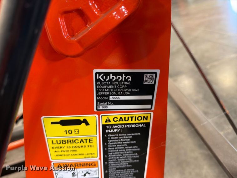 image for item EP3036 Kubota LA555 loader