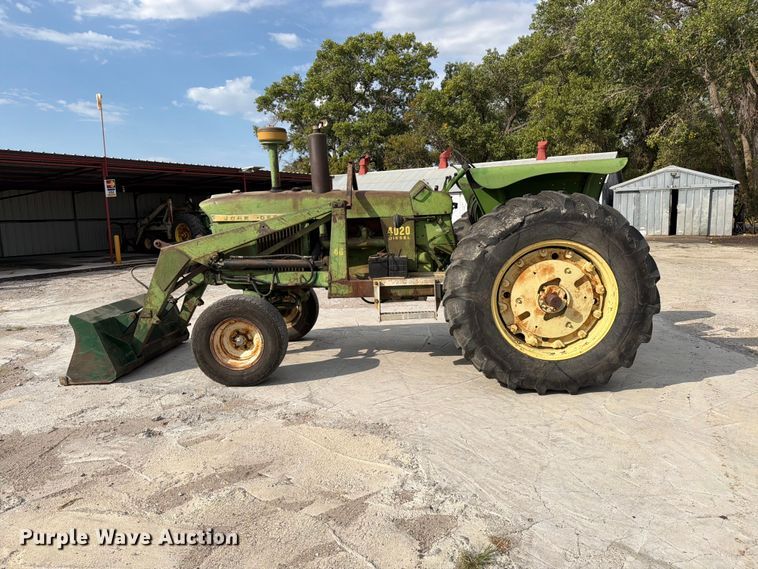 image for item EP7638 1964 John Deere 4020 tractor