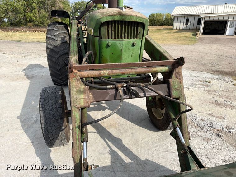 image for item EP7638 1964 John Deere 4020 tractor