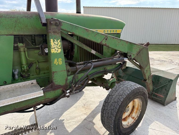 image for item EP7638 1964 John Deere 4020 tractor