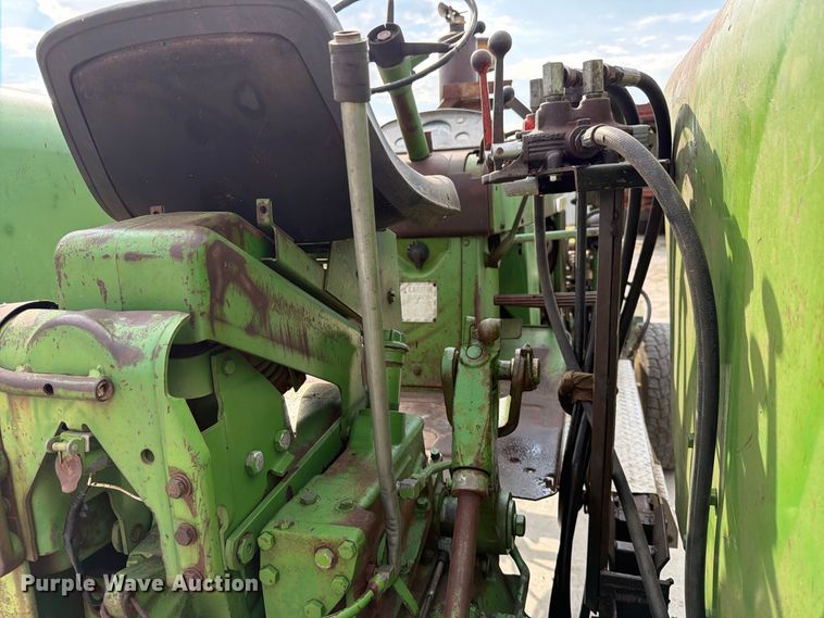 image for item EP7638 1964 John Deere 4020 tractor