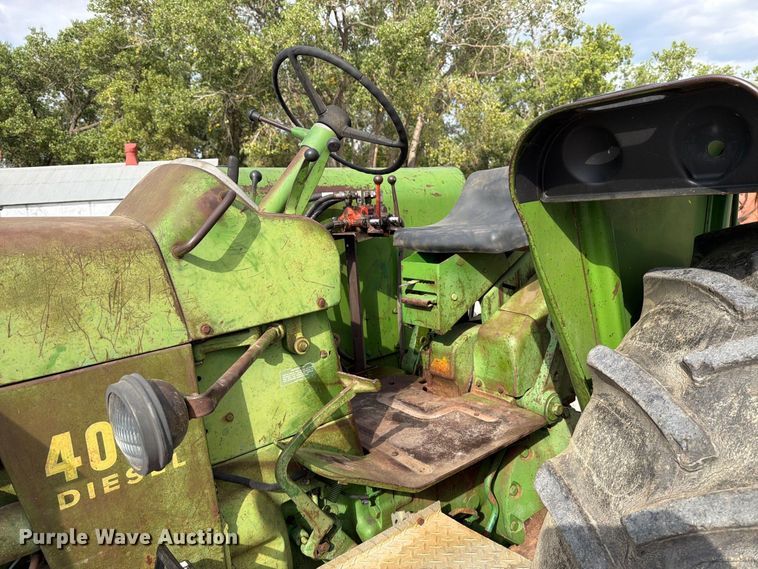 image for item EP7638 1964 John Deere 4020 tractor