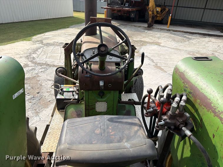 image for item EP7638 1964 John Deere 4020 tractor