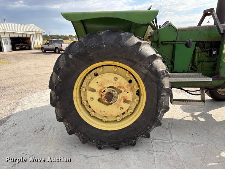 image for item EP7638 1964 John Deere 4020 tractor