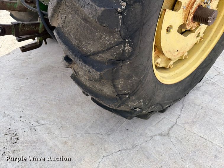 image for item EP7638 1964 John Deere 4020 tractor