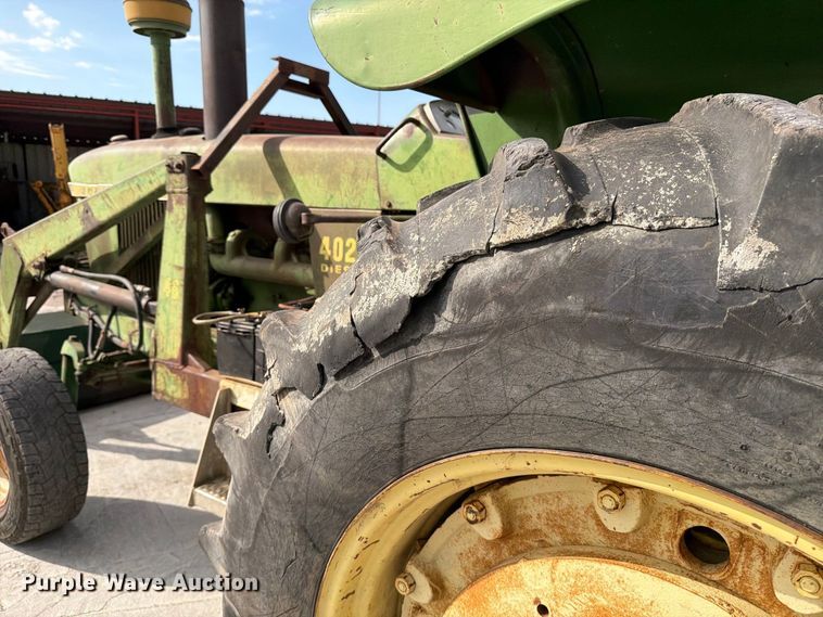 image for item EP7638 1964 John Deere 4020 tractor