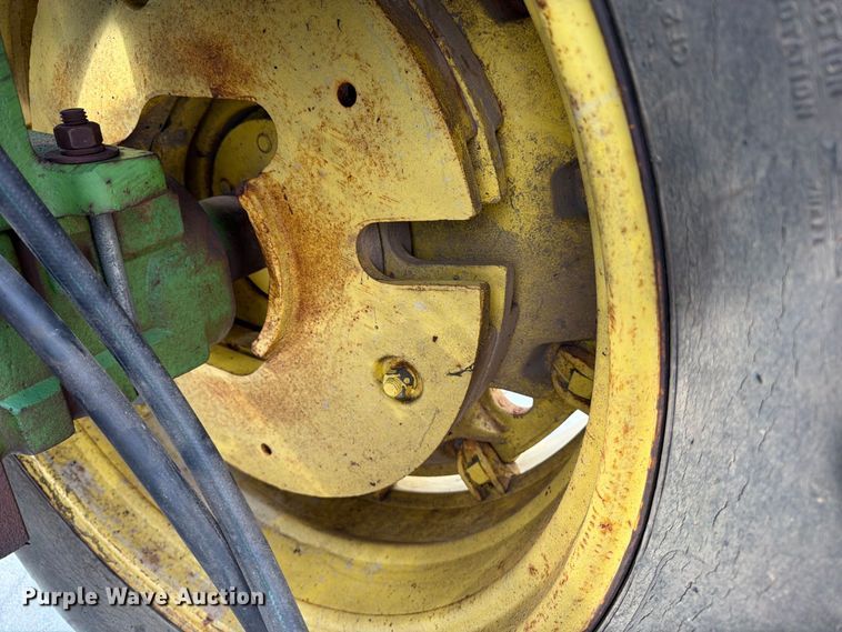 image for item EP7638 1964 John Deere 4020 tractor