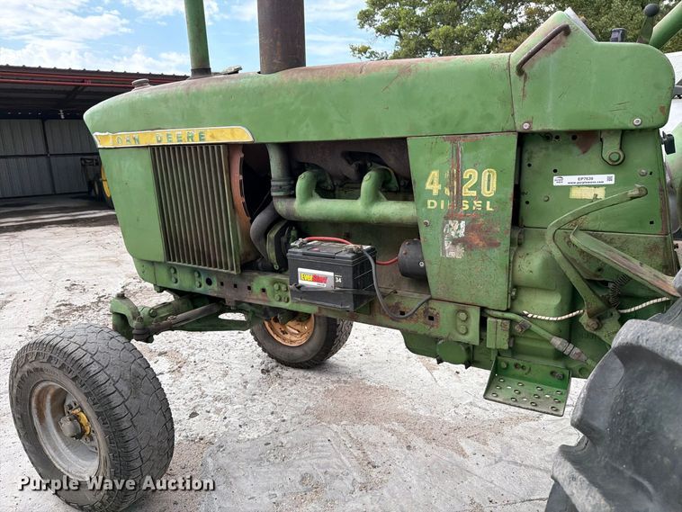 image for item EP7639 1966 John Deere 4020 tractor