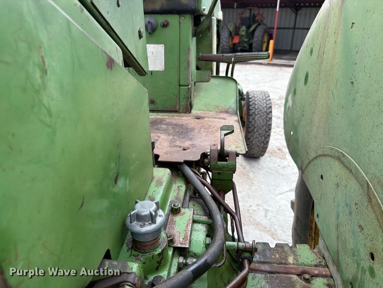 image for item EP7639 1966 John Deere 4020 tractor