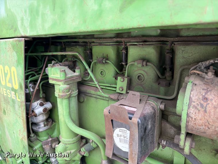 image for item EP7639 1966 John Deere 4020 tractor