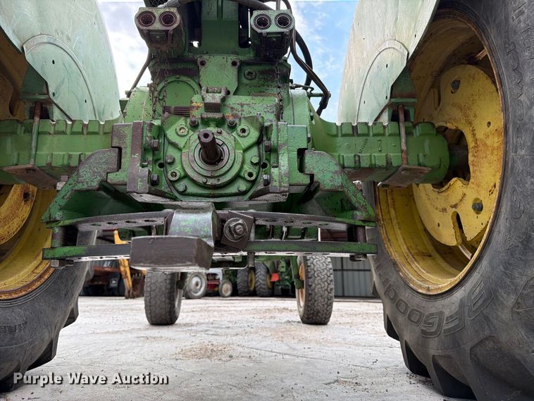 image for item EP7639 1966 John Deere 4020 tractor