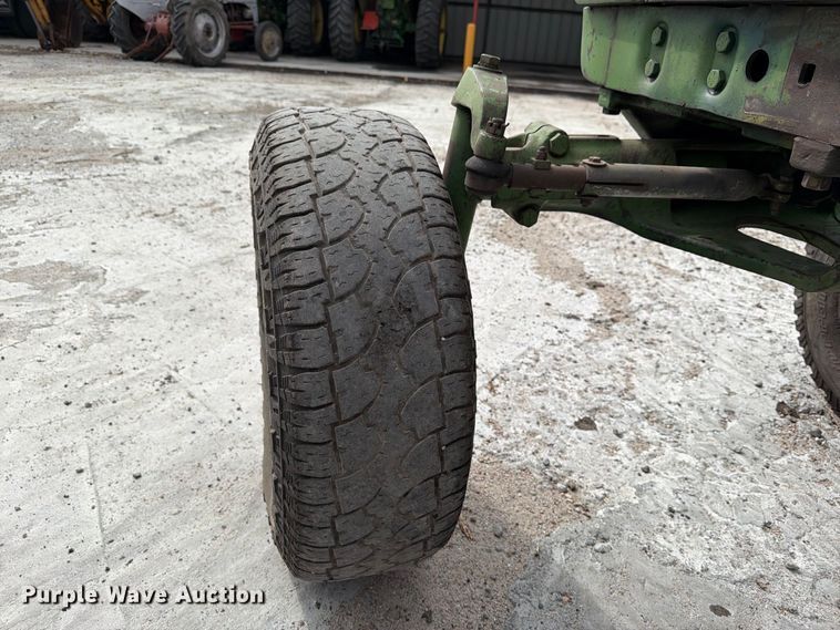 image for item EP7639 1966 John Deere 4020 tractor
