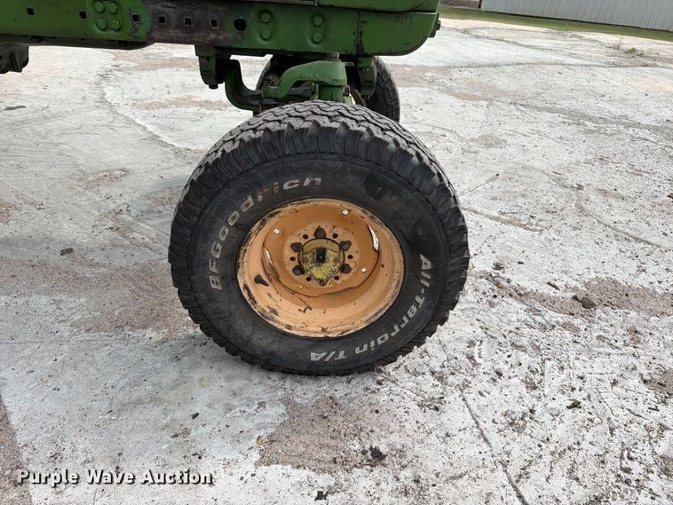 image for item EP7639 1966 John Deere 4020 tractor