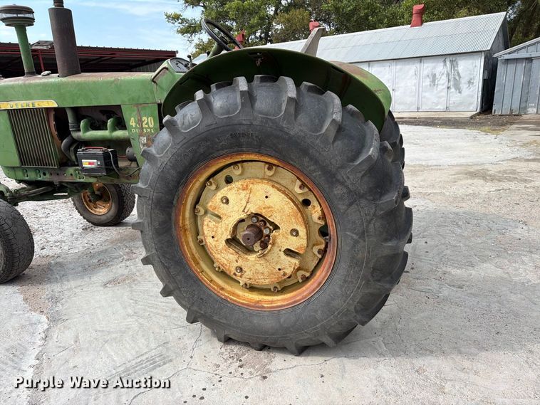 image for item EP7639 1966 John Deere 4020 tractor