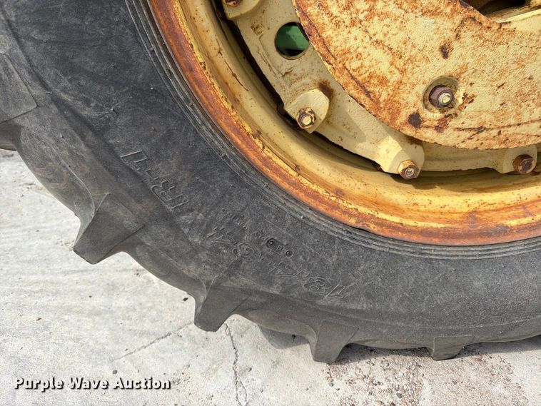 image for item EP7639 1966 John Deere 4020 tractor