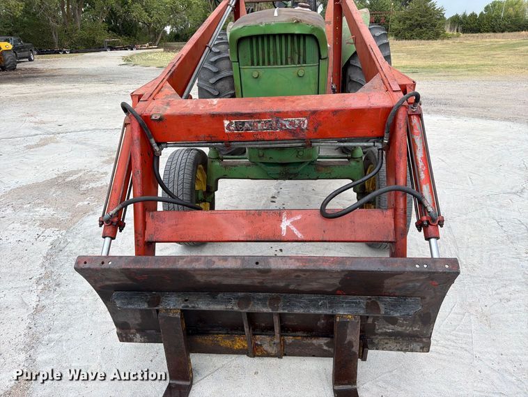 image for item EP7640 1966 John Deere 4020 tractor
