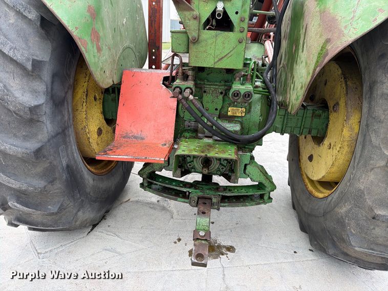 image for item EP7640 1966 John Deere 4020 tractor