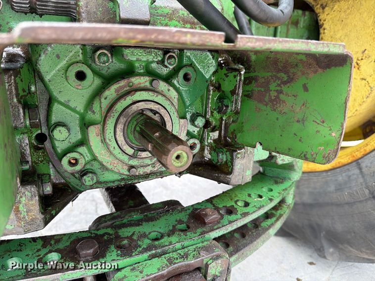 image for item EP7640 1966 John Deere 4020 tractor