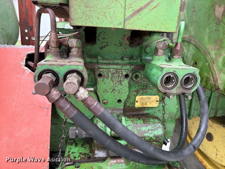 image for item EP7640 1966 John Deere 4020 tractor