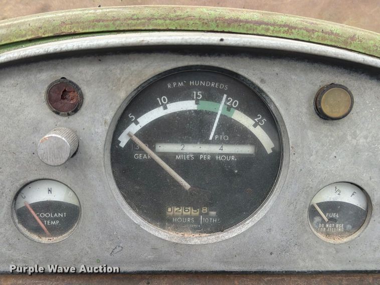 image for item EP7640 1966 John Deere 4020 tractor