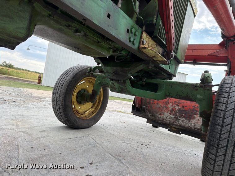 image for item EP7640 1966 John Deere 4020 tractor