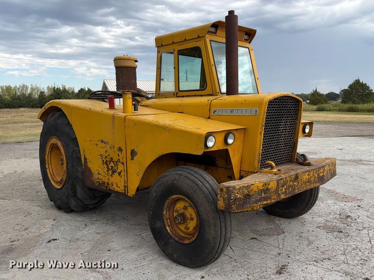 image for item EP7642 1963 John Deere 5010 tractor