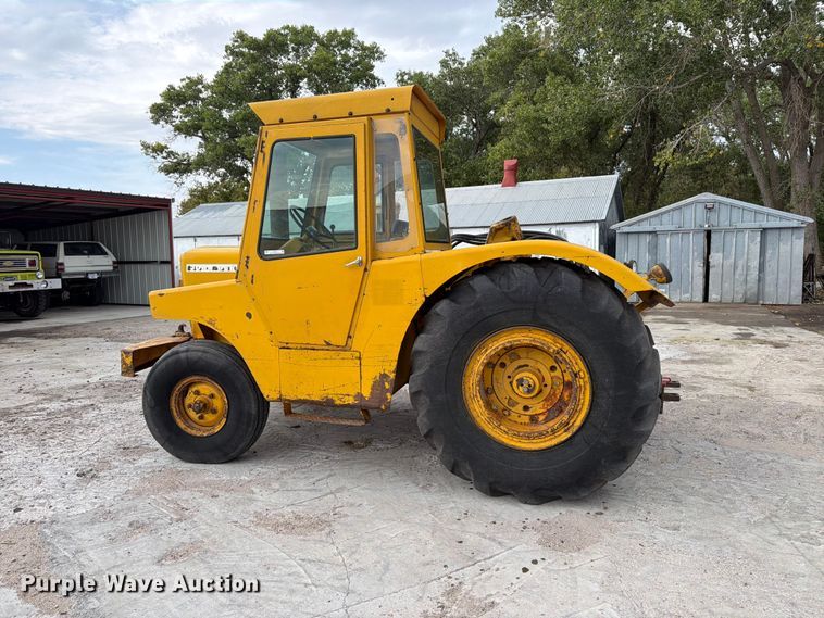 image for item EP7642 1963 John Deere 5010 tractor
