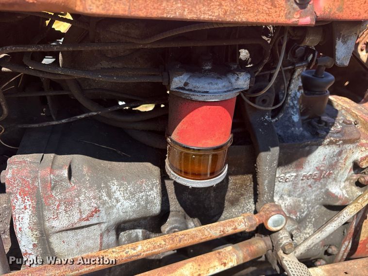 image for item ES8114 Massey-Ferguson 135 tractor