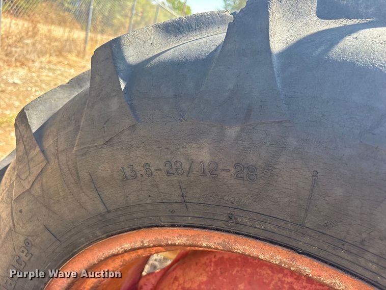 image for item ES8114 Massey-Ferguson 135 tractor