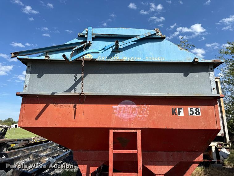 image for item EV6206 Flow EZ 220W grain cart