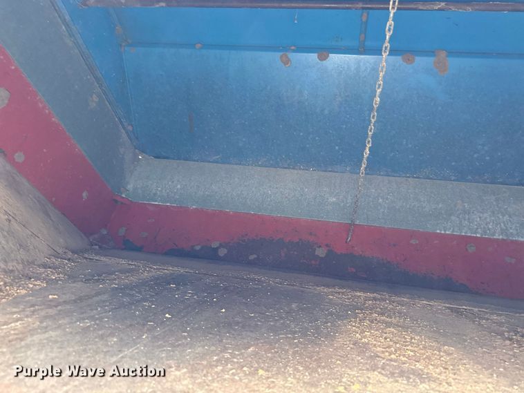 image for item EV6206 Flow EZ 220W grain cart