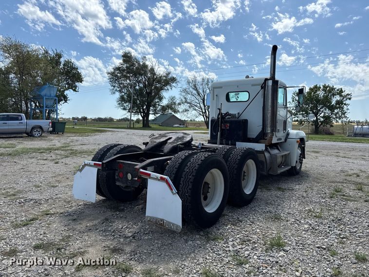 image for item EV6207 1996 Freightliner FLD semi truck