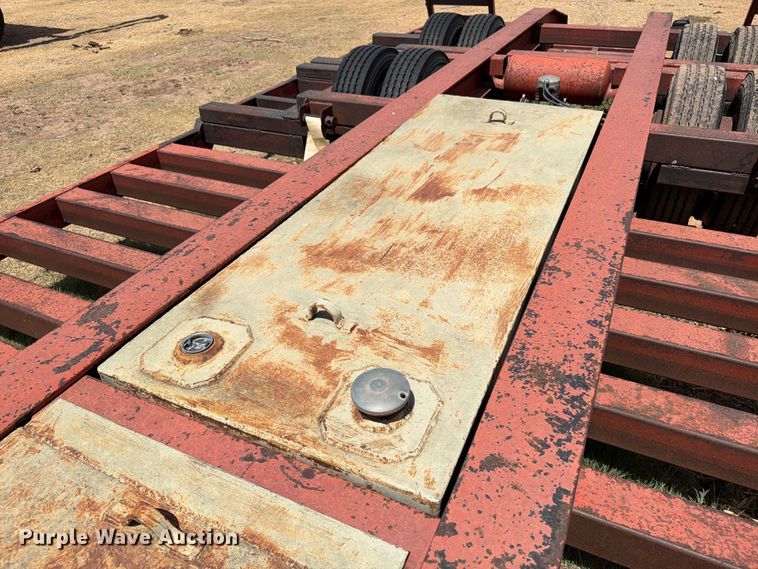 image for item EW4070 1994 Donahue 45N combine trailer