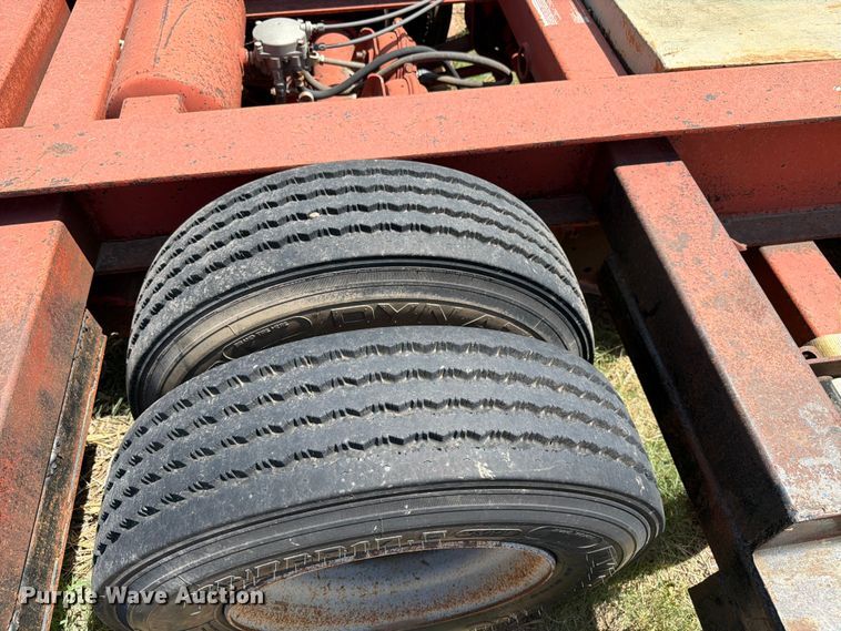 image for item EW4070 1994 Donahue 45N combine trailer