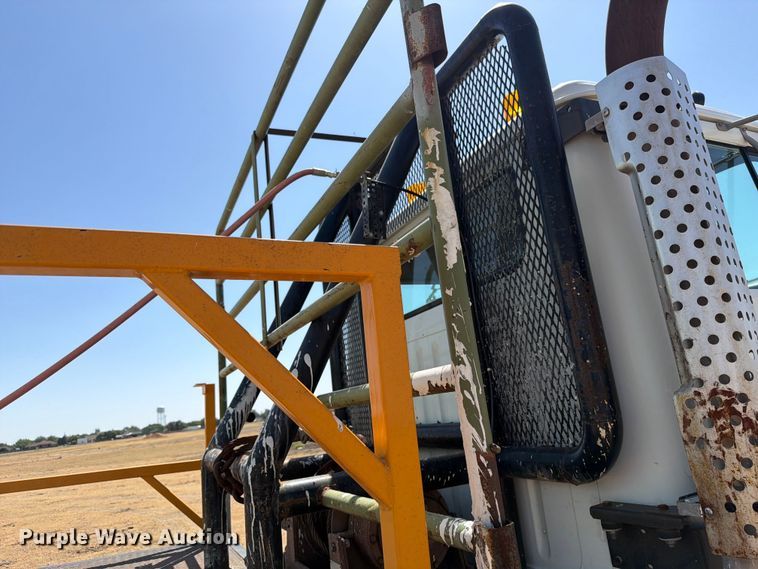 image for item EW4079 1986 International F-2574 applicator truck