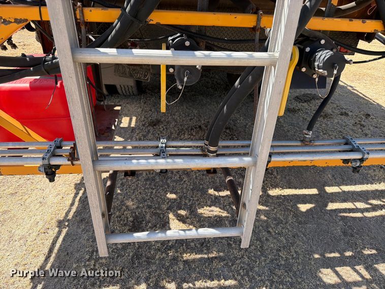 image for item EW4079 1986 International F-2574 applicator truck