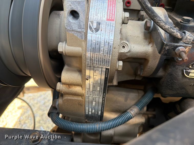 image for item EW4079 1986 International F-2574 applicator truck