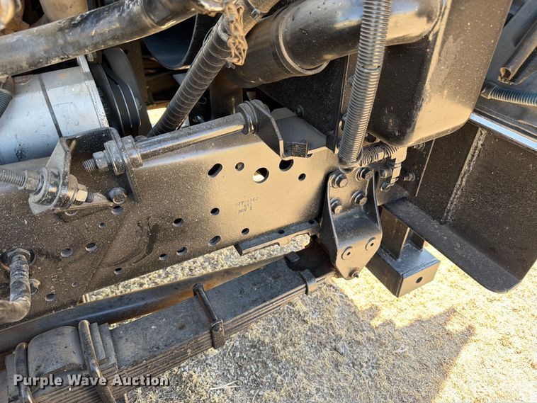 image for item EW4079 1986 International F-2574 applicator truck