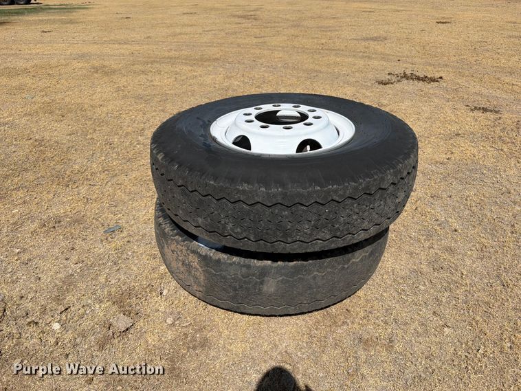 image for item EW4079 1986 International F-2574 applicator truck