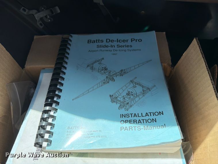 image for item EW4079 1986 International F-2574 applicator truck