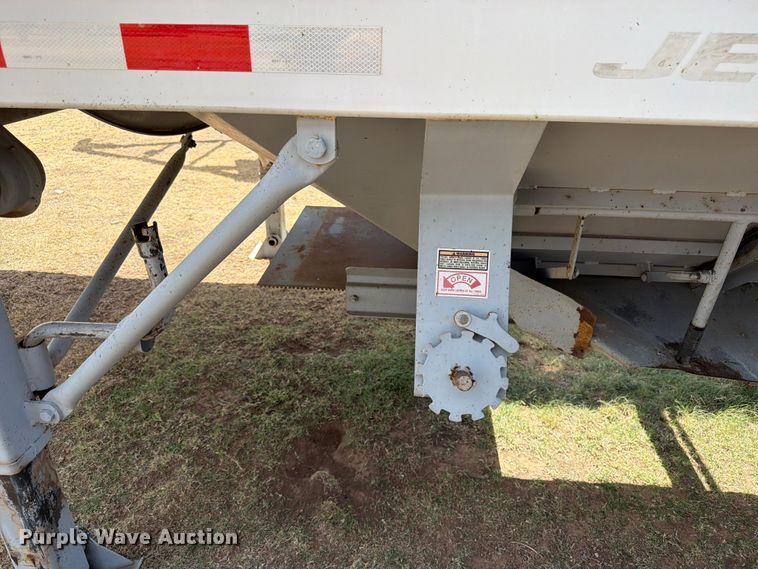 image for item EW4080 2007 Jet Co. grain trailer