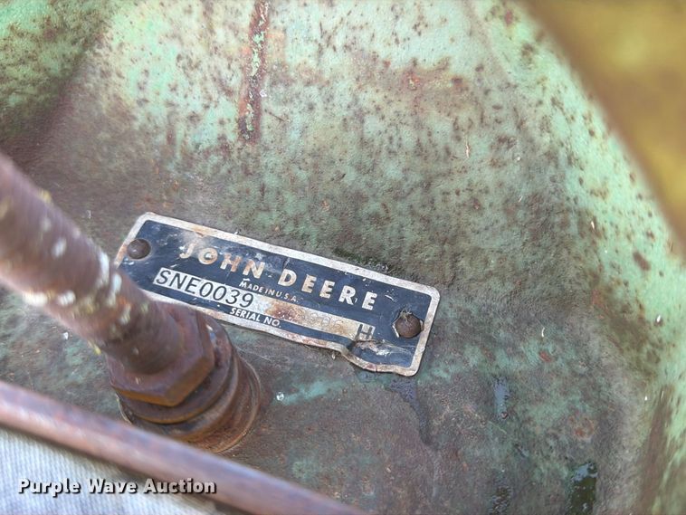image for item EW5031 John Deere SNE0039 sickle mower