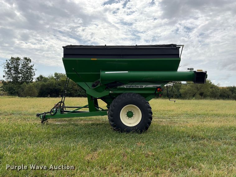 image for item EW5035 Unverferth 7250 grain cart