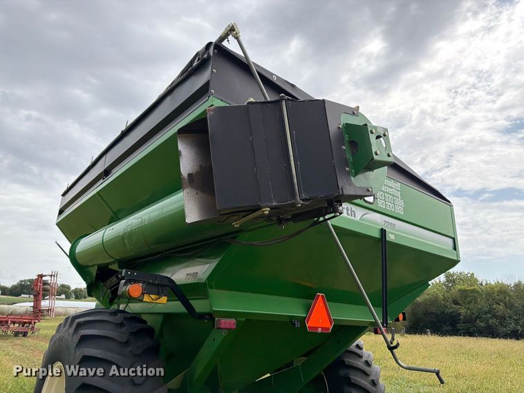 image for item EW5035 Unverferth 7250 grain cart