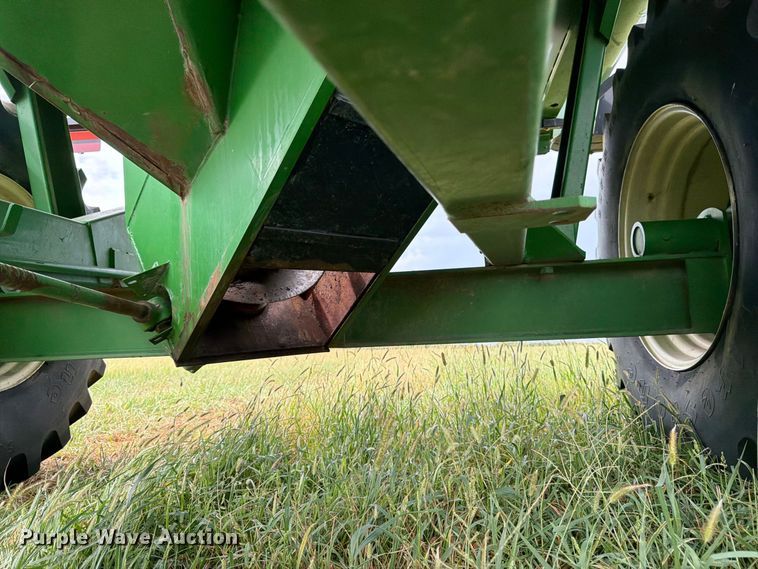 image for item EW5035 Unverferth 7250 grain cart
