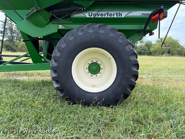 image for item EW5035 Unverferth 7250 grain cart