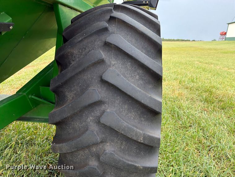 image for item EW5035 Unverferth 7250 grain cart