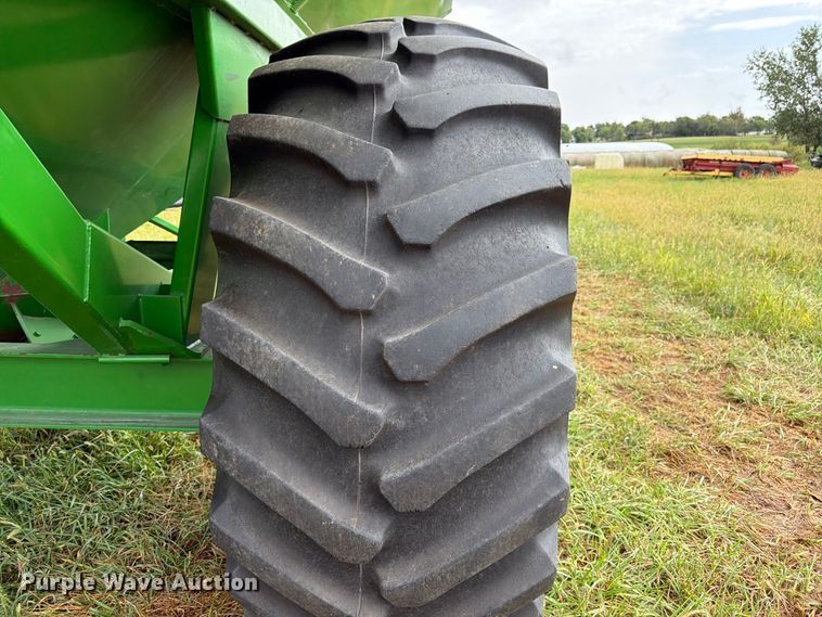 image for item EW5035 Unverferth 7250 grain cart