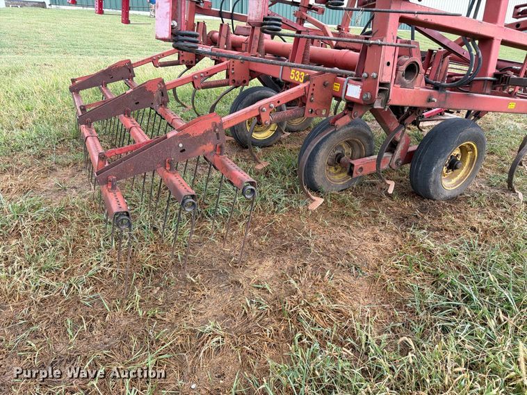 image for item EW5036 Sunflower 5331-27 field cultivator