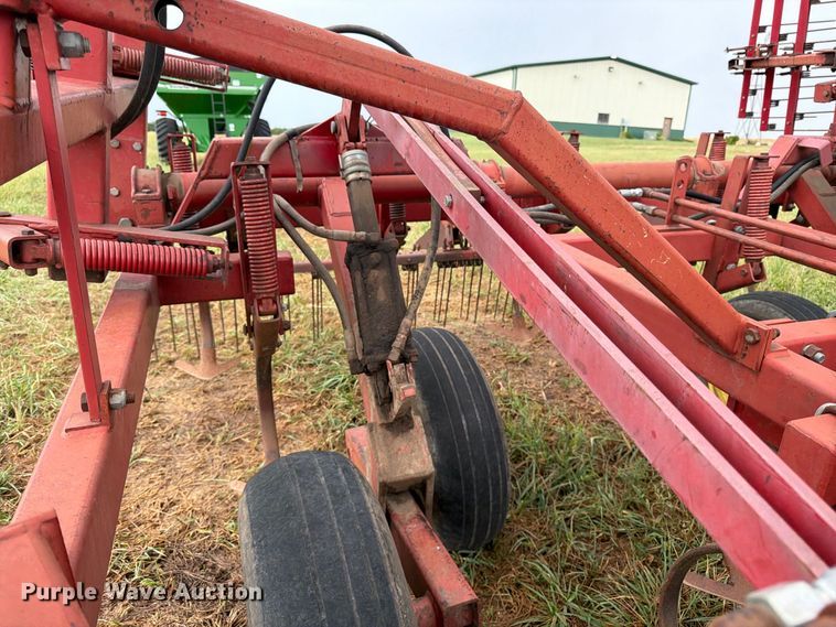 image for item EW5036 Sunflower 5331-27 field cultivator
